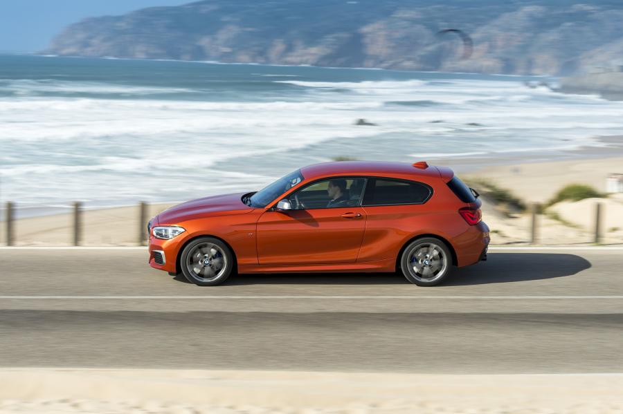 BMW M135i 3-Door 2015 года  (фото 14 из 35)